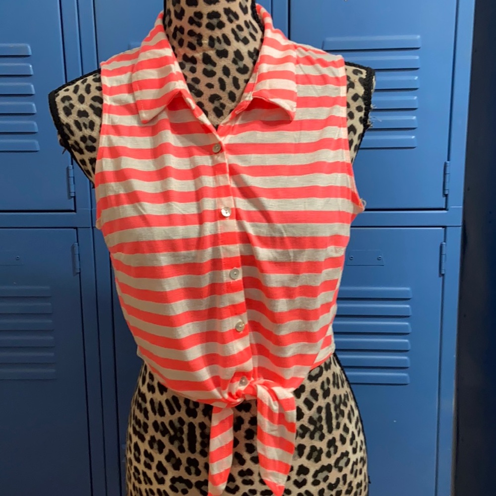 Tie Front/Lace Back